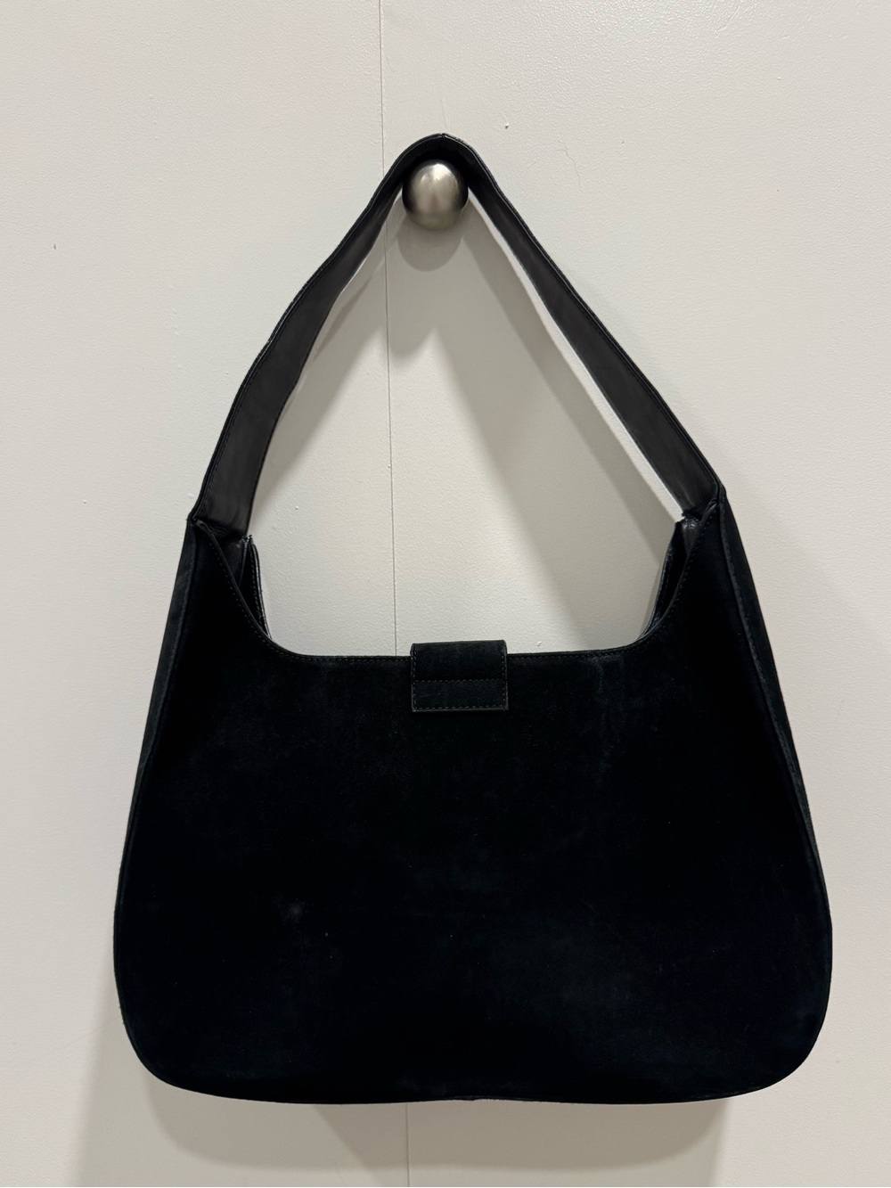 Vintage Salvatore Ferragamo black suede hobo shoulder bag with silver hardware - Picture 2 of 4